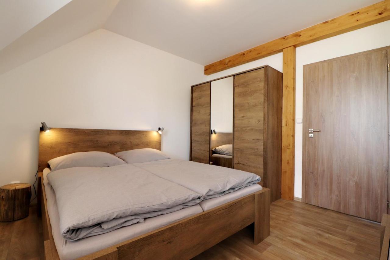 Horske Apartmany Na Pastvinach Vaclavov u Bruntalu エクステリア 写真