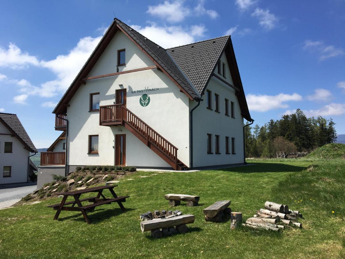 Horske Apartmany Na Pastvinach Vaclavov u Bruntalu エクステリア 写真